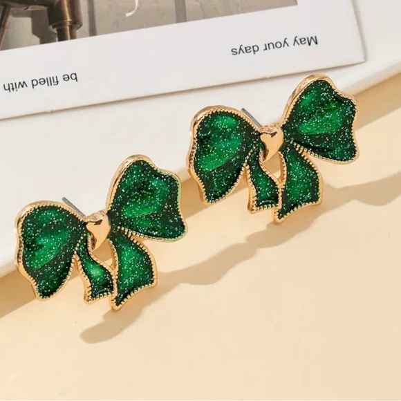 Glittery Bowknot Druzy Emerald Green Gold Stud Earrings St. Patrick’s Day NEW - Picture 4 of 10
